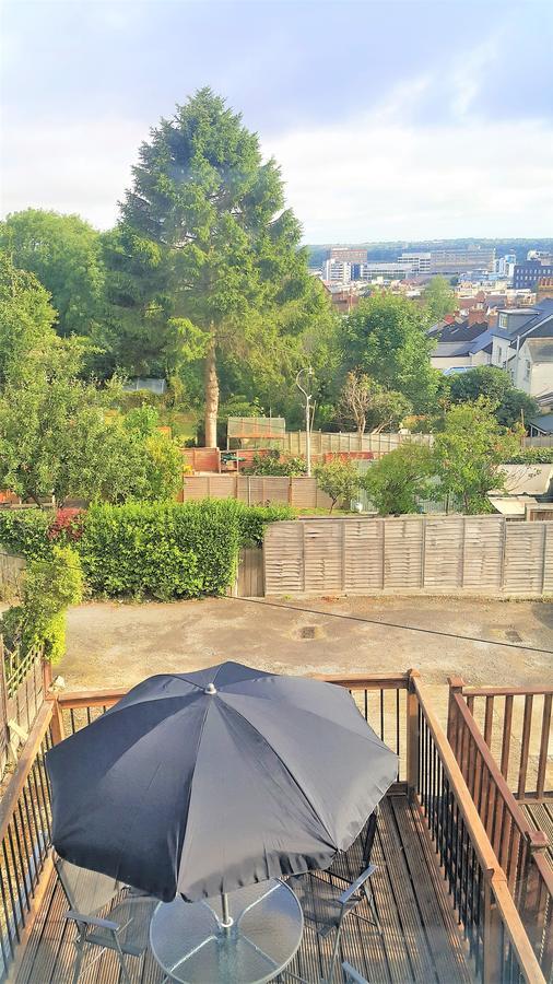 Апартаменты Swindon Old Town Duplex - Entercloud9Sa Экстерьер фото